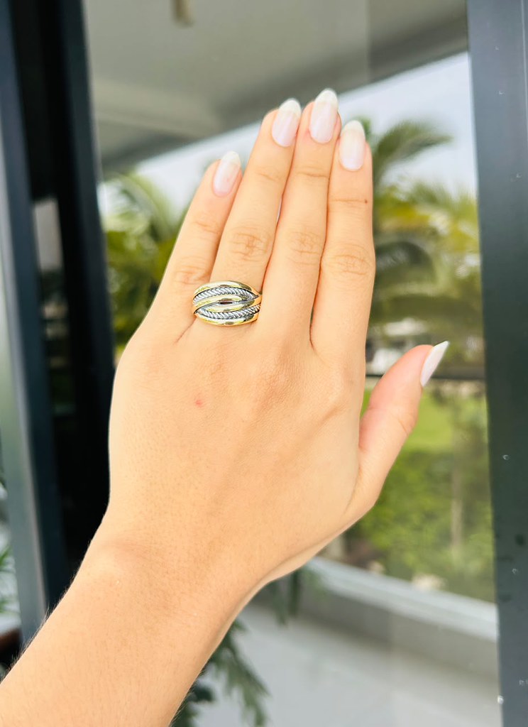 Iconica colored-stone solitaire ring in 925 silver and gold